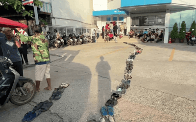 Waiting in Line – Thai Style